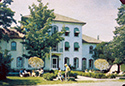 Lakeshore Lodge